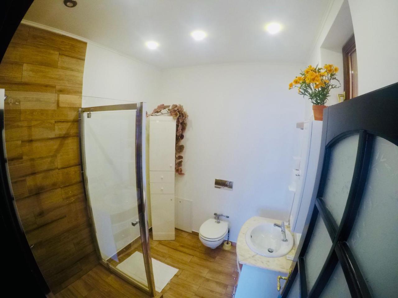 Cristi'S Rooms - Pensiune Oradea Dış mekan fotoğraf