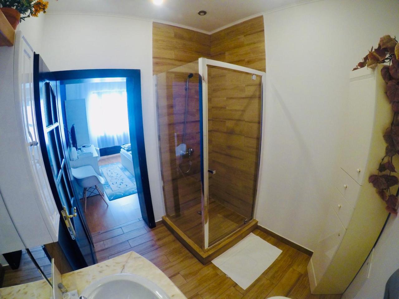 Cristi'S Rooms - Pensiune Oradea Dış mekan fotoğraf