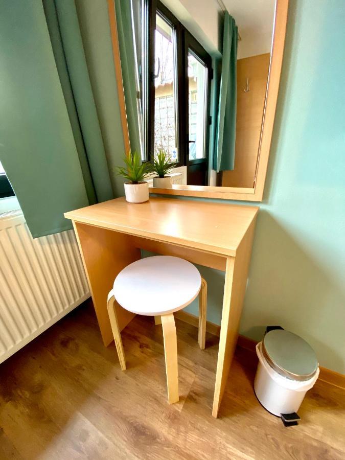 Cristi'S Rooms - Pensiune Oradea Dış mekan fotoğraf